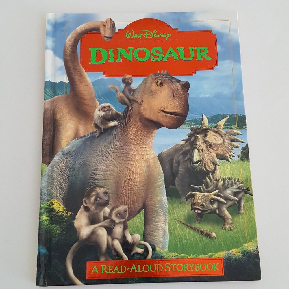 Dinosaur Read Aloud Storybook Walt Disney Copyright 2000  ISBN 0736410007